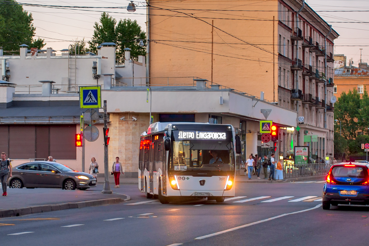 Saint Petersburg, NefAZ-5299-40-57 (CNG) # 7691
