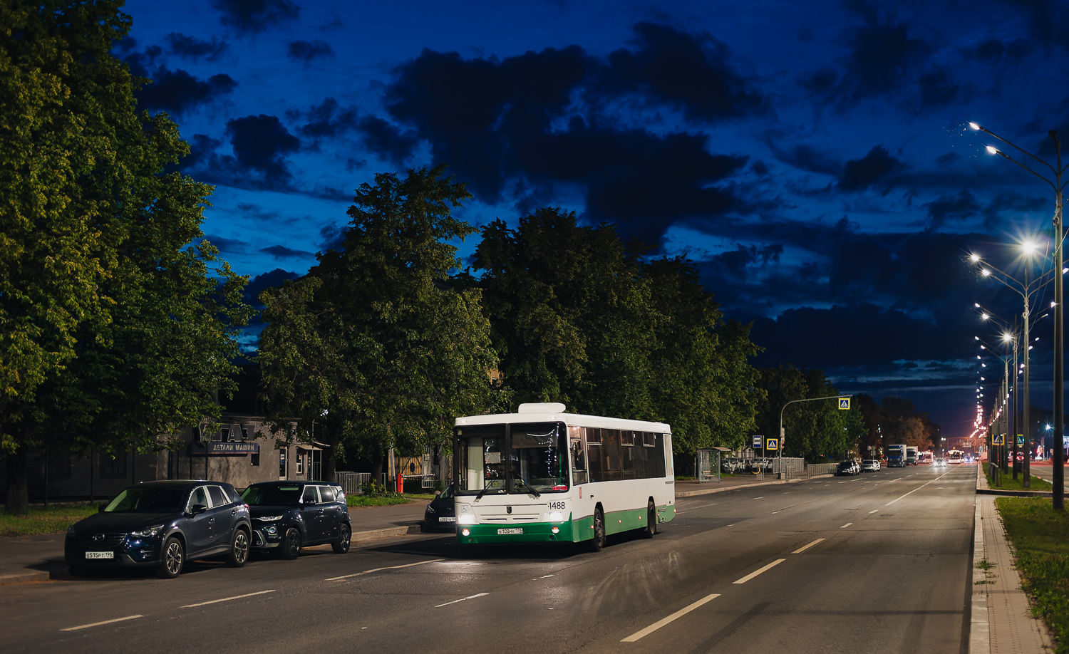 Saint Petersburg, NefAZ-52994-40-42 # 1488