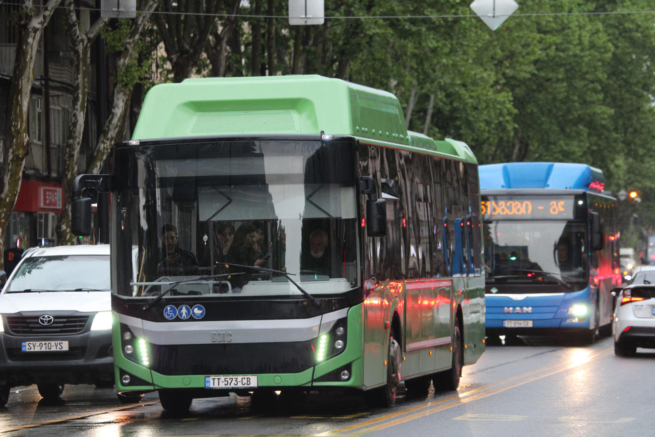 Tbilisi, BMC Procity II 12 CNG # TT-573-CB; Tbilisi, MAN A21 Lion's City NL313 CNG # TT-014-CB
