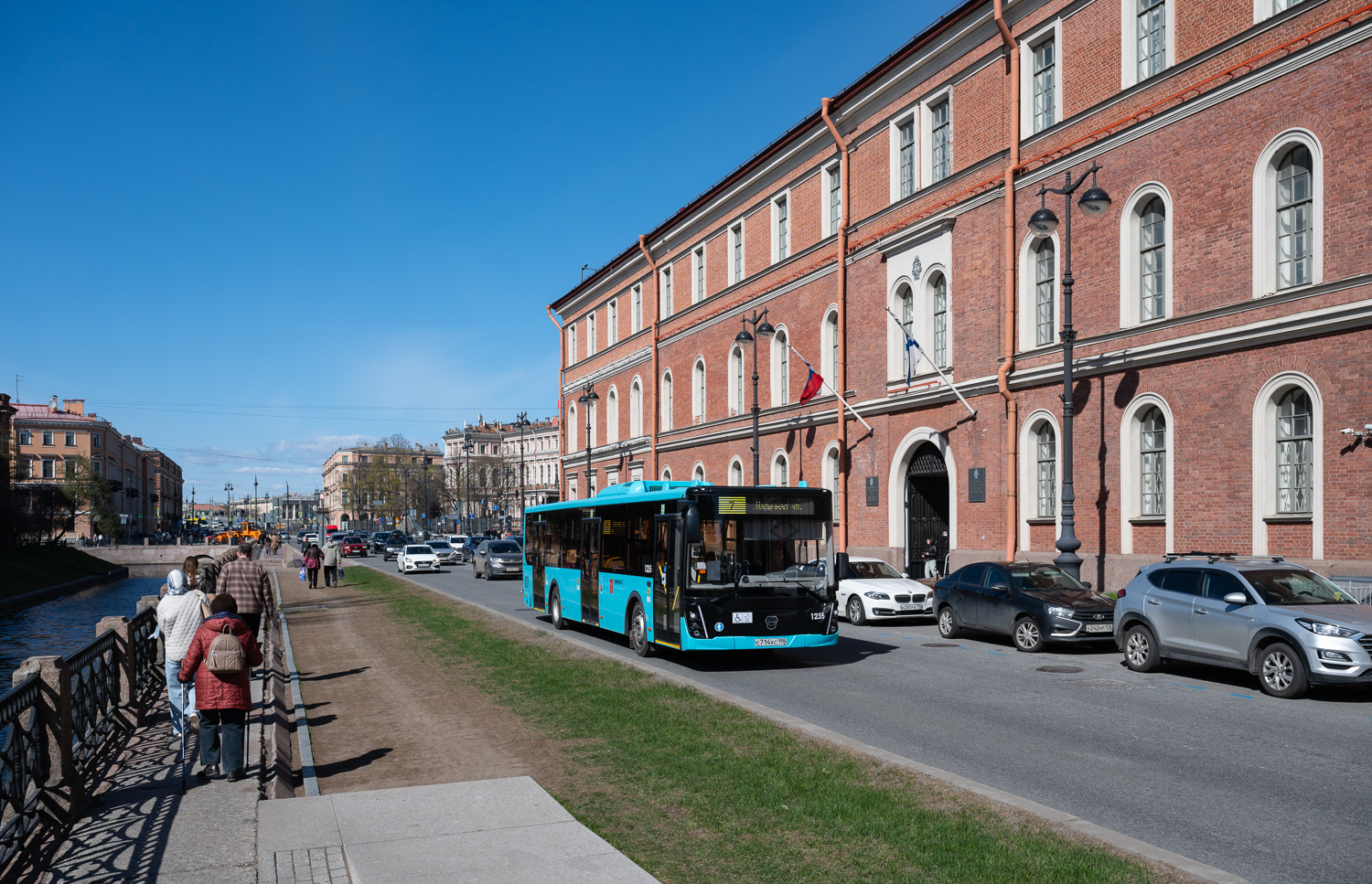 Saint Petersburg, LiAZ-5292.65 # 1235
