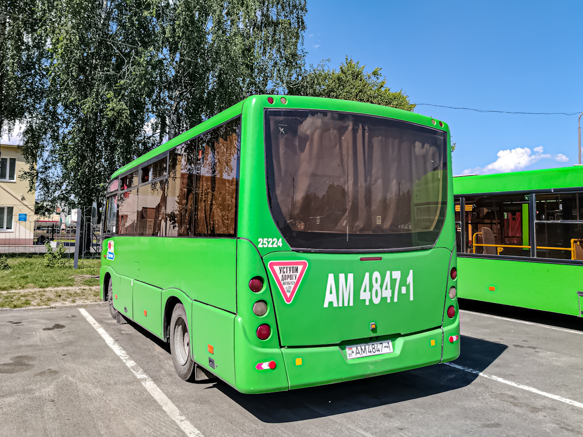 Pinsk, MAZ-241.030 # 25224