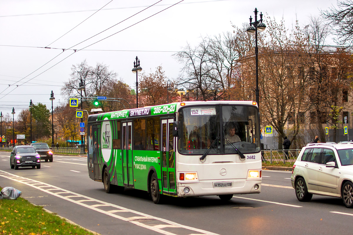 Saint Petersburg, LiAZ-5293.60 # 3682