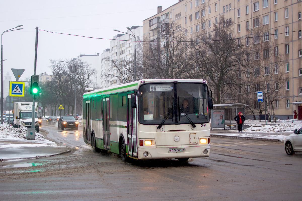 Saint Petersburg, LiAZ-5293.60 # 3658