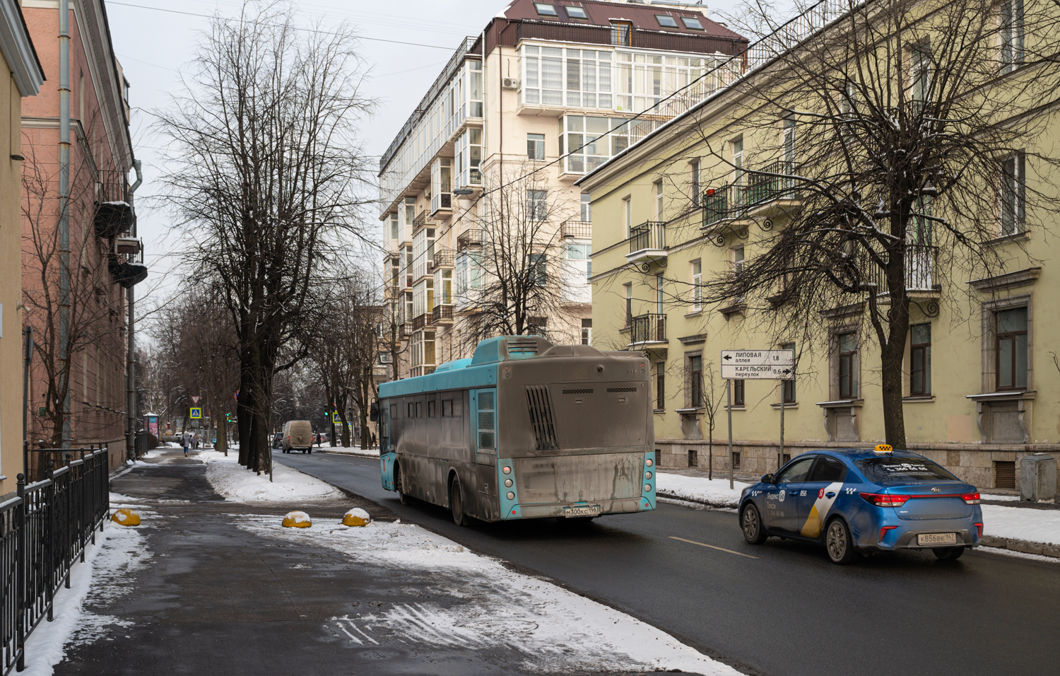 Saint Petersburg, MAZ-203.C45 # 33550