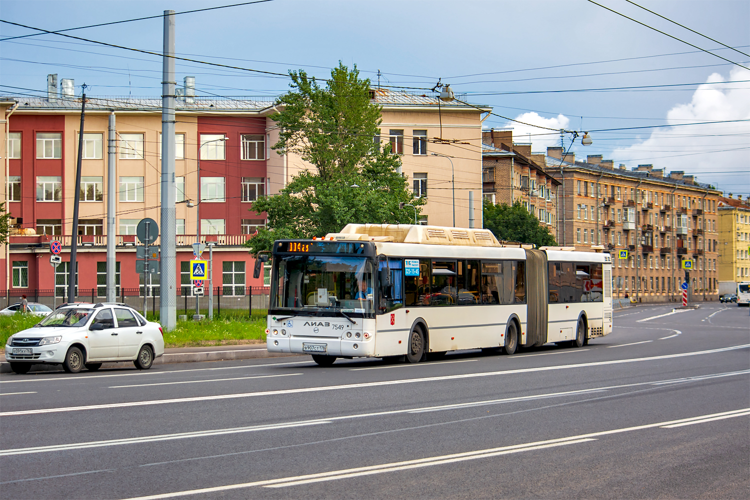 Saint Petersburg, LiAZ-6213.71 # 7549