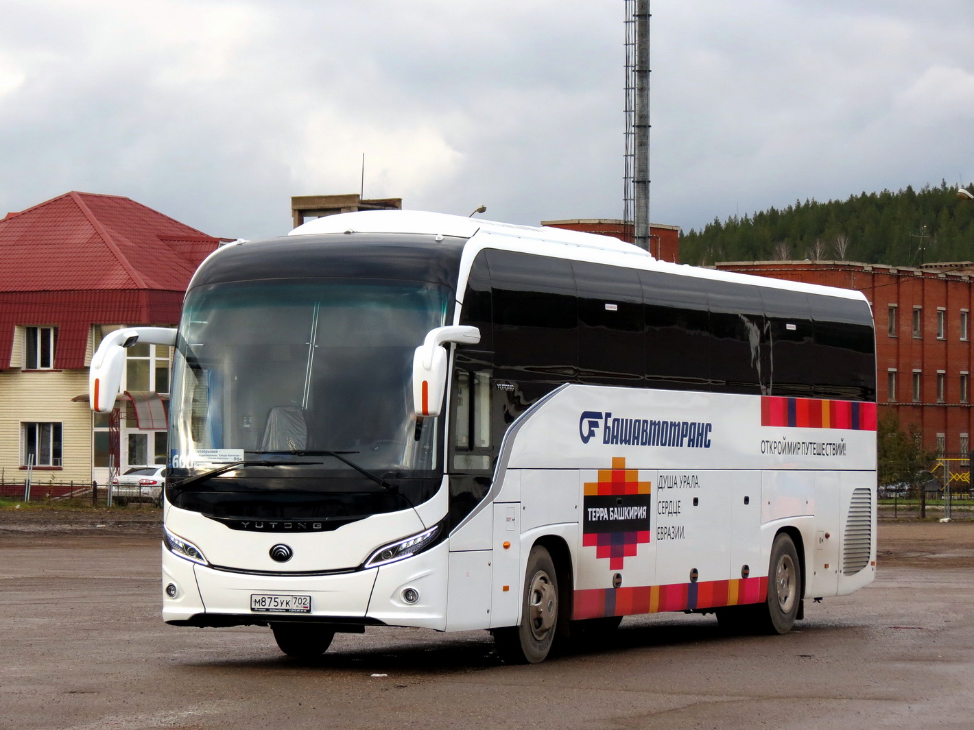 Oktyabrskiy, Yutong C12PRO (ZK6128H) # 0707