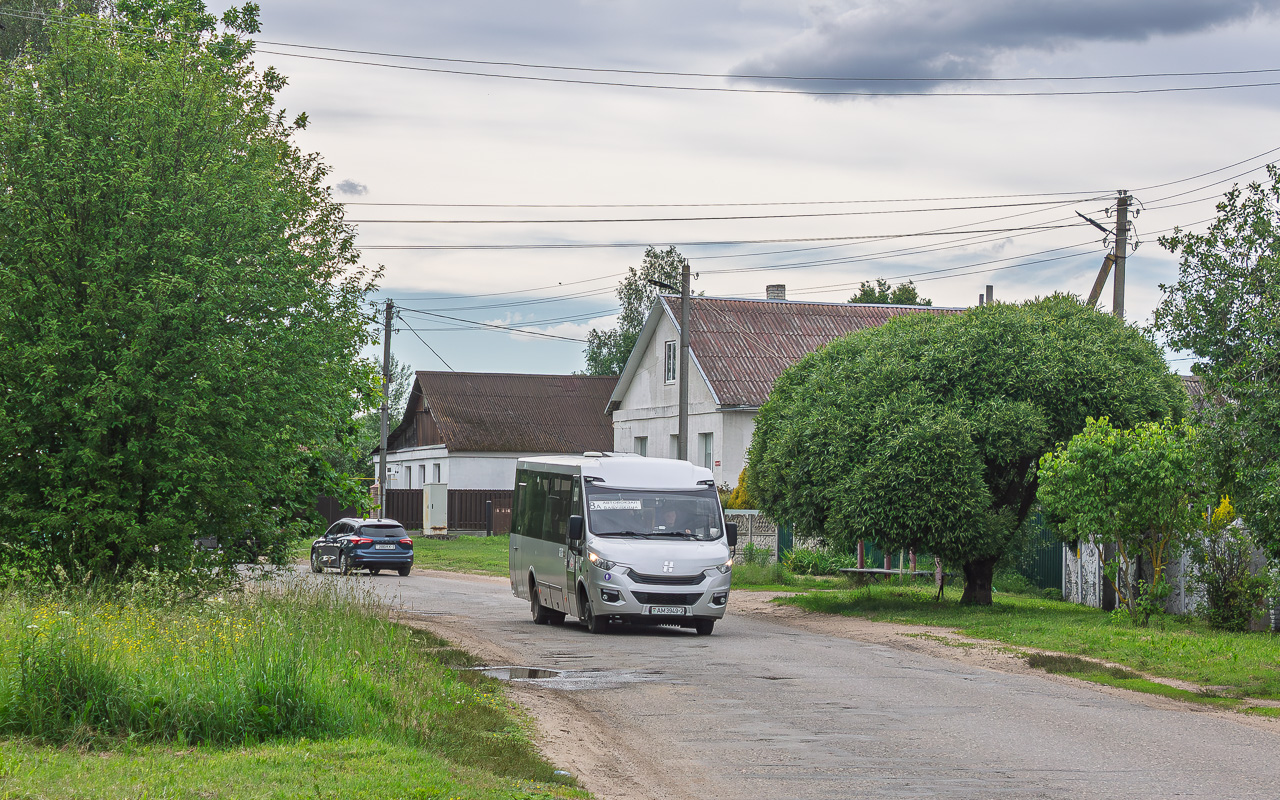 Полацк, Неман-420224-511 № 020371