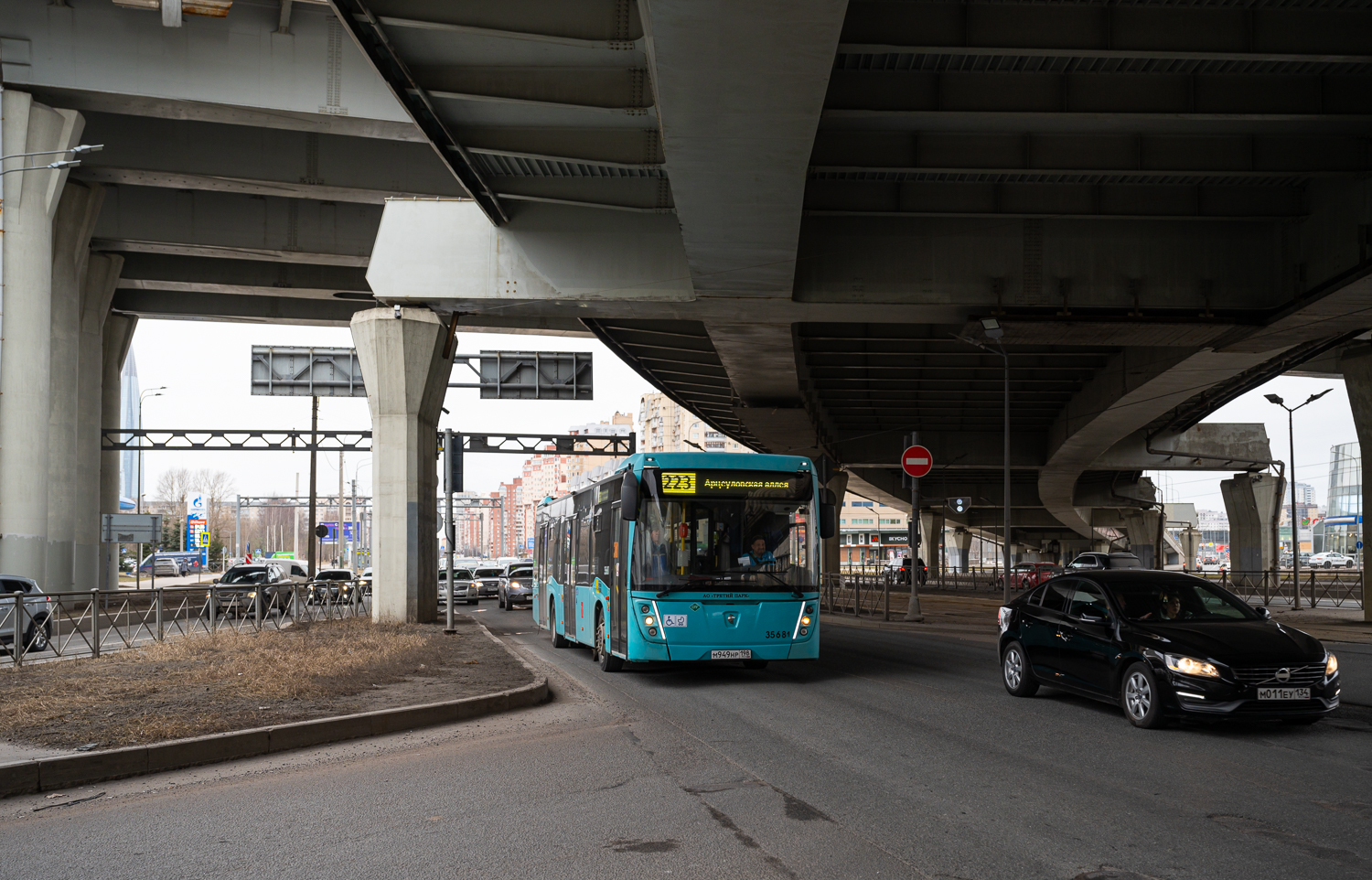 Saint Petersburg, NefAZ-5299-40-57 (LNG) # 35681