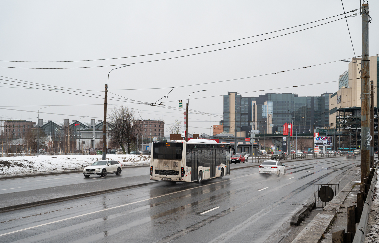 Saint Petersburg, NefAZ-5299-30-52 (5299JN) # Т 395 УК 198