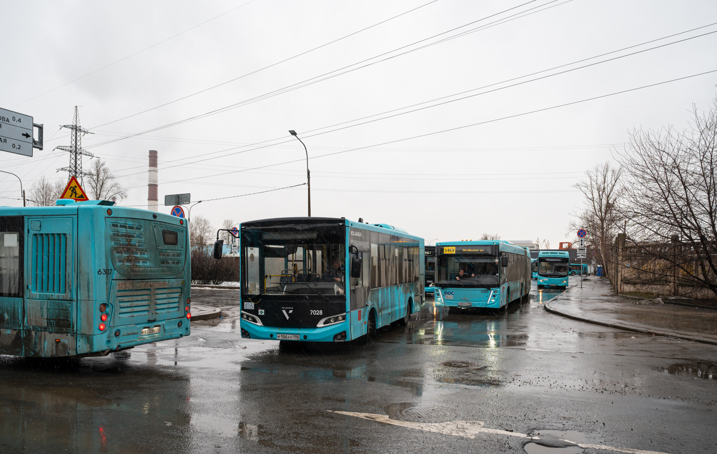 Saint Petersburg, Volgabus-4298.G4 (LNG) # 7028
