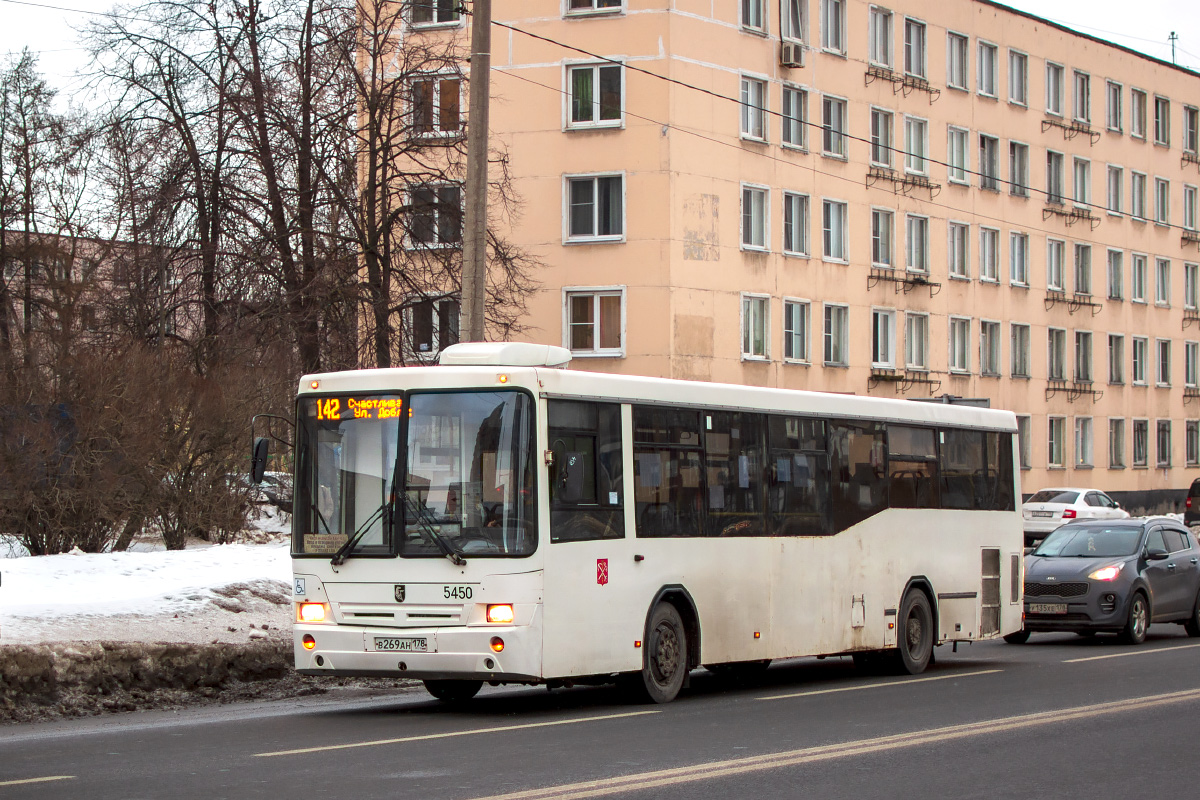 Saint Petersburg, NefAZ-5299-30-32 (5299CN) # 5450
