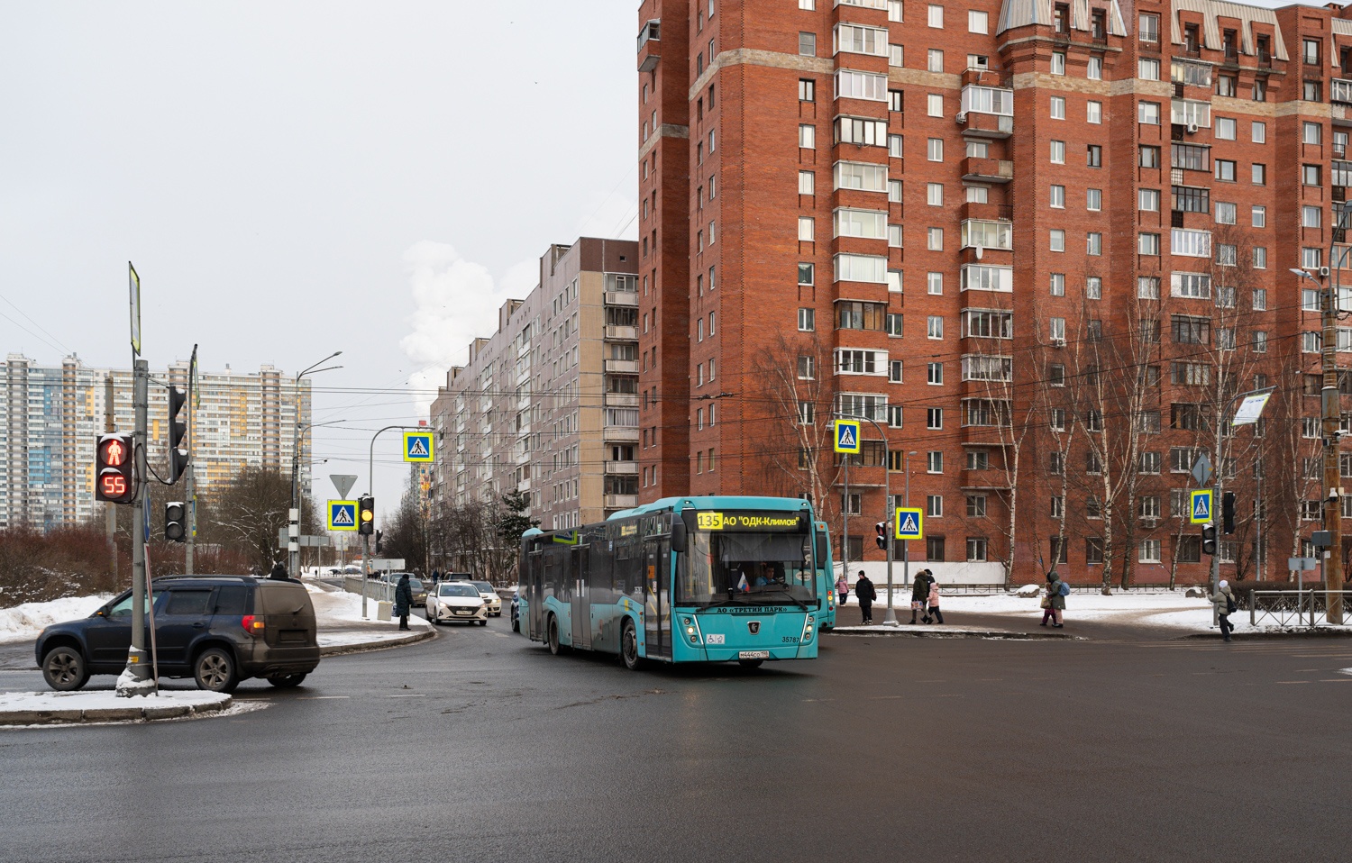 Saint Petersburg, NefAZ-5299-40-57 (LNG) # 35787
