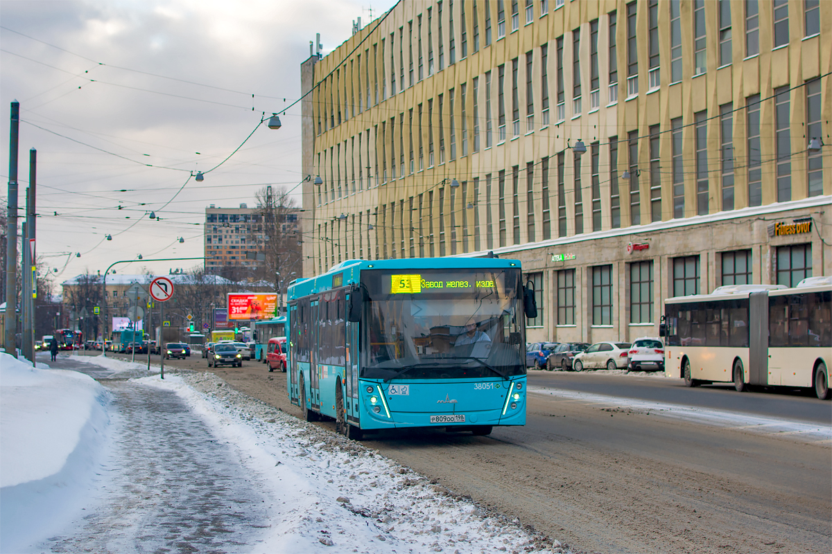 Saint Petersburg, MAZ-203.945 # 38051
