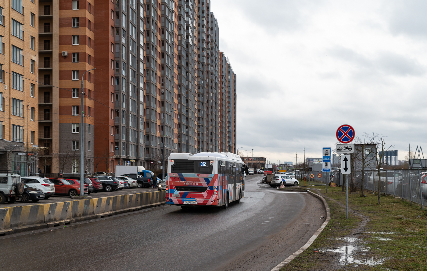 Saint Petersburg, LiAZ-5292.67 (CNG) Nr. 15016