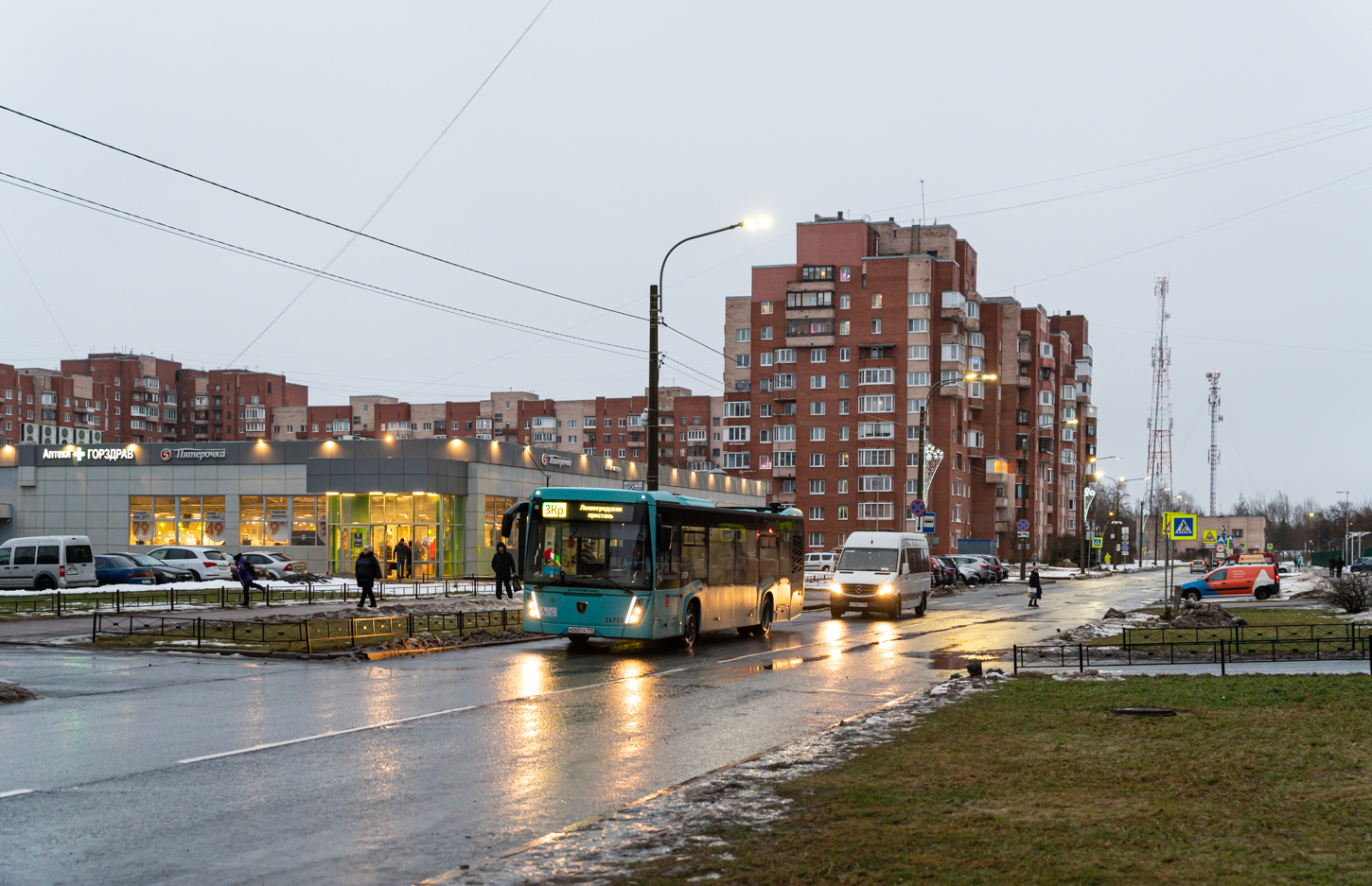 Saint Petersburg, NefAZ-5299-40-57 (LNG) # 35709