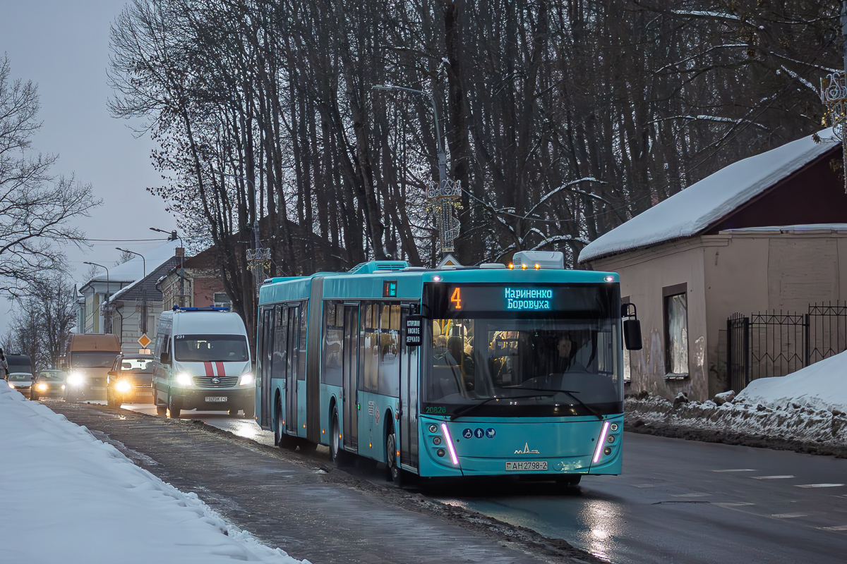 Polack, MAZ-216.047 # 020826