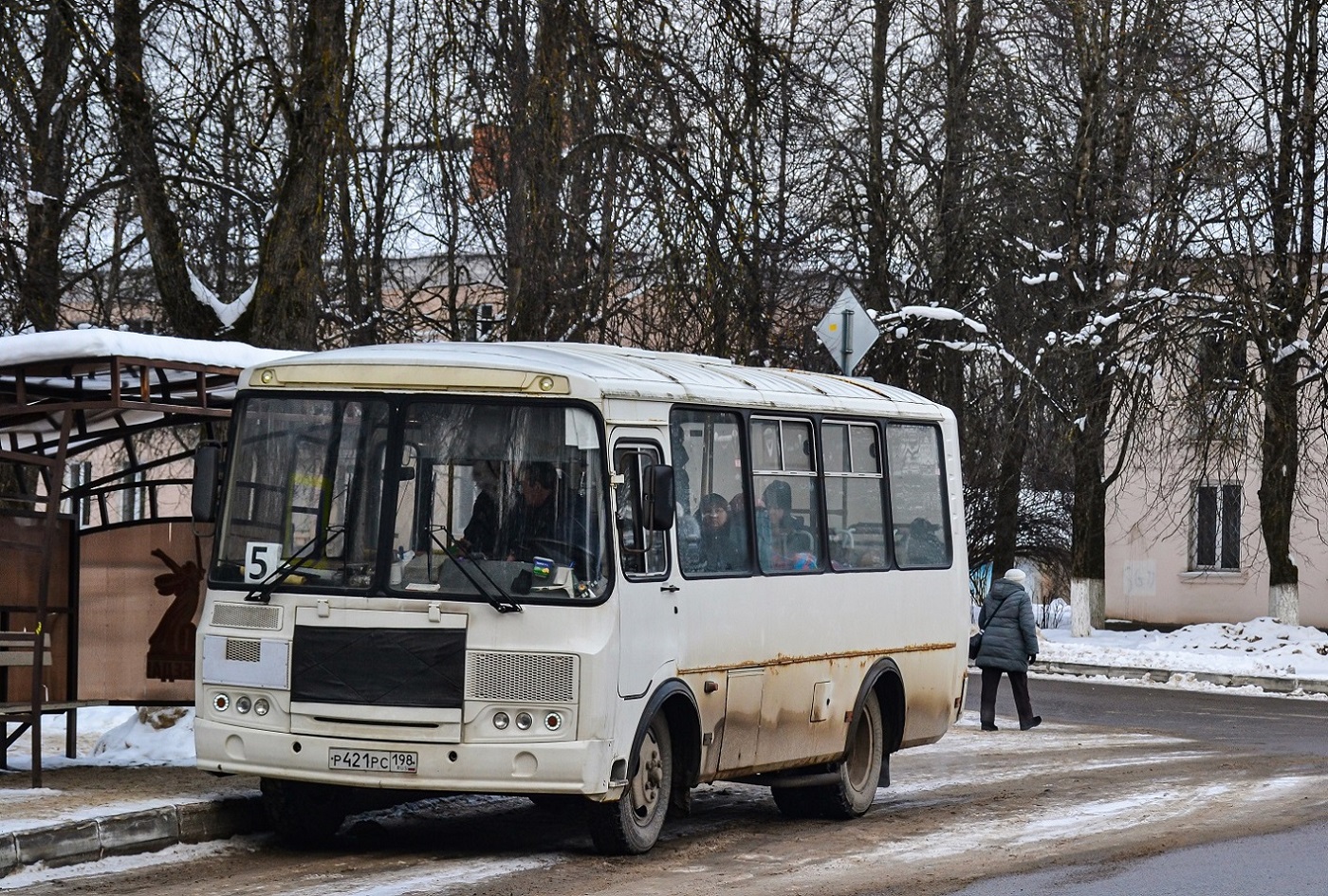 Slantsy, PAZ-32054 # Р 421 РС 198