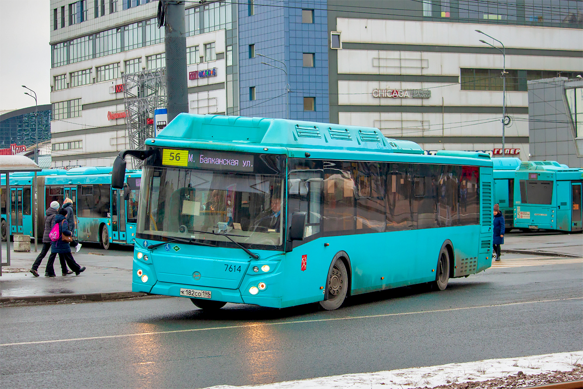 Saint Petersburg, LiAZ-5292.67 (CNG) Nr. 7614