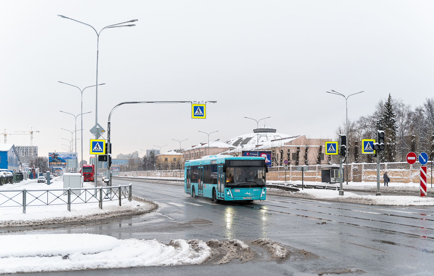 Saint Petersburg, MAZ-203.947 # 38512