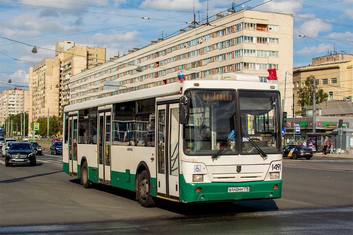 Saint Petersburg, NefAZ-52994-40-42 # 1491