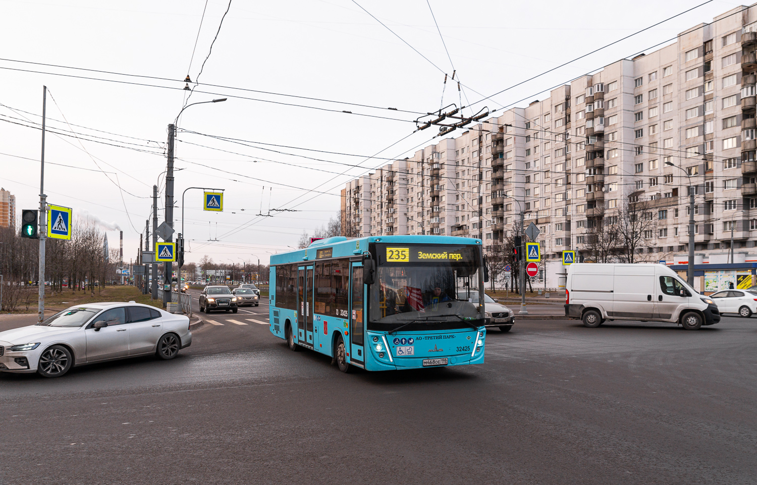 Saint Petersburg, MAZ-206.945 # 32425