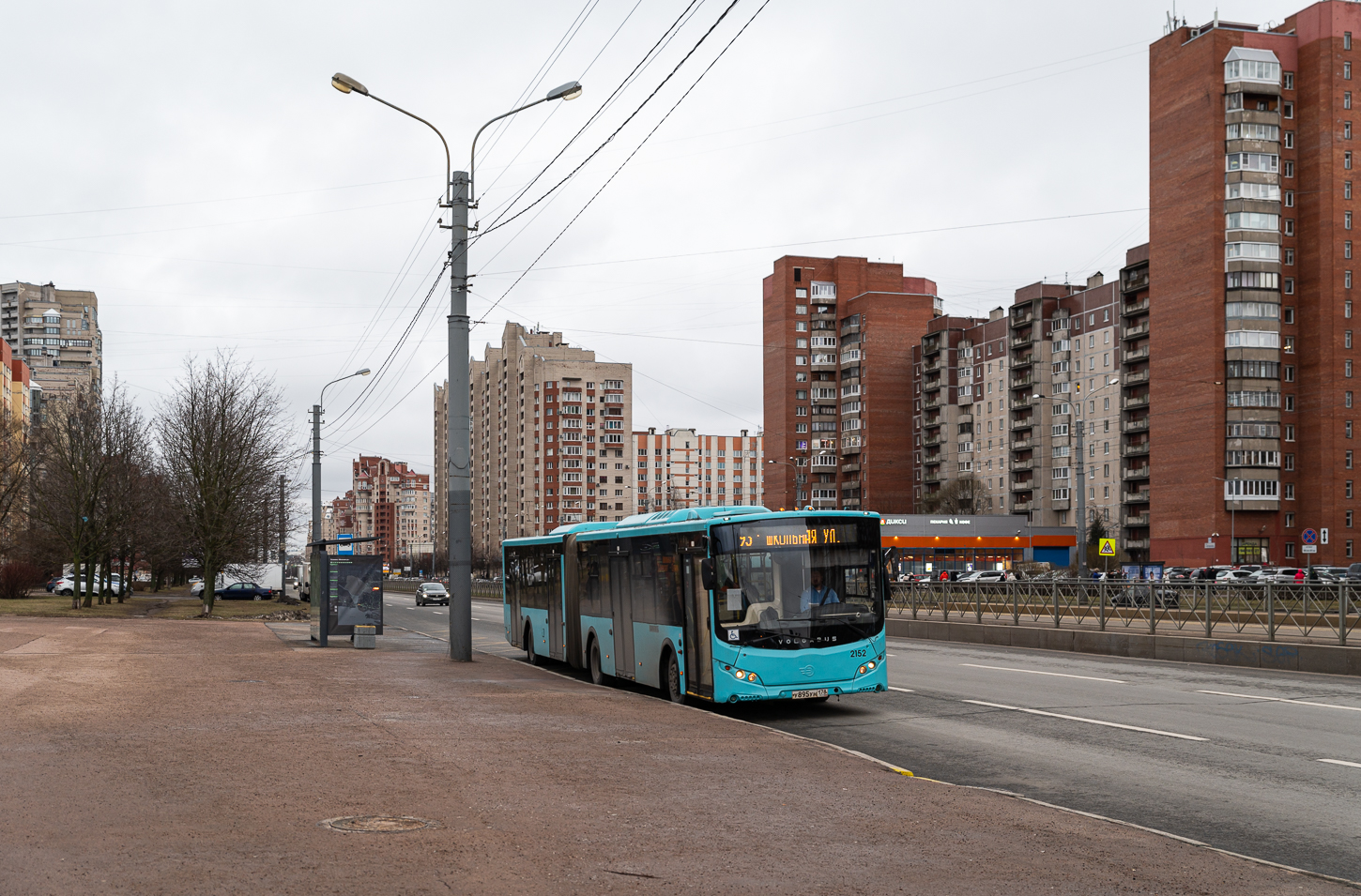 Saint Petersburg, Volgabus-6271.05 Nr. 2152