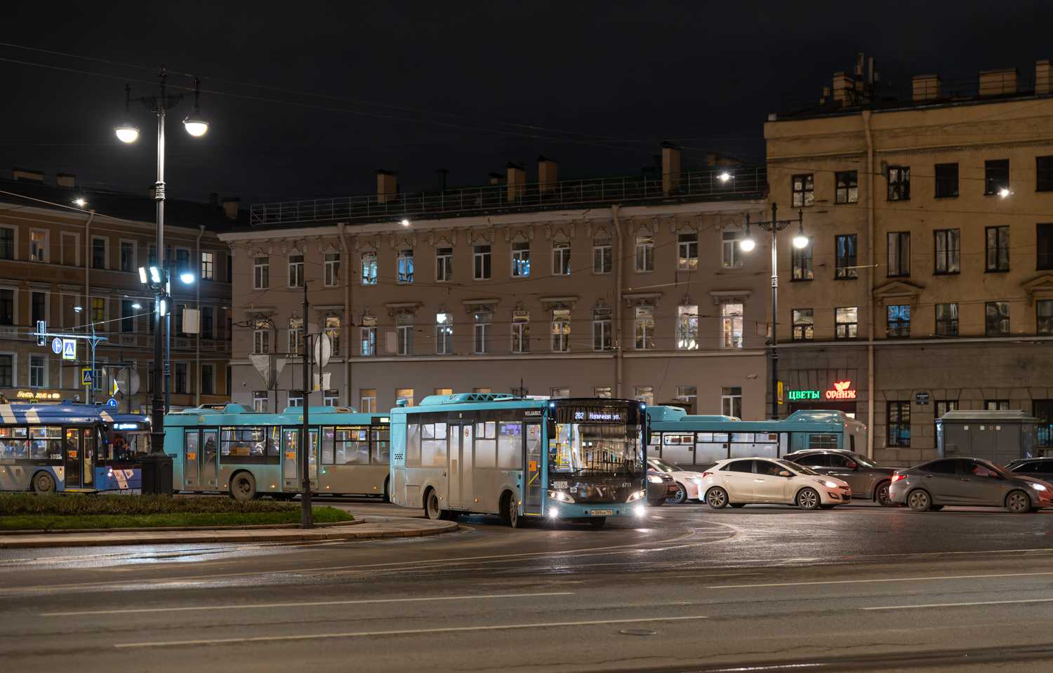 Saint Petersburg, Volgabus-4298.G4 (LNG) # 6711