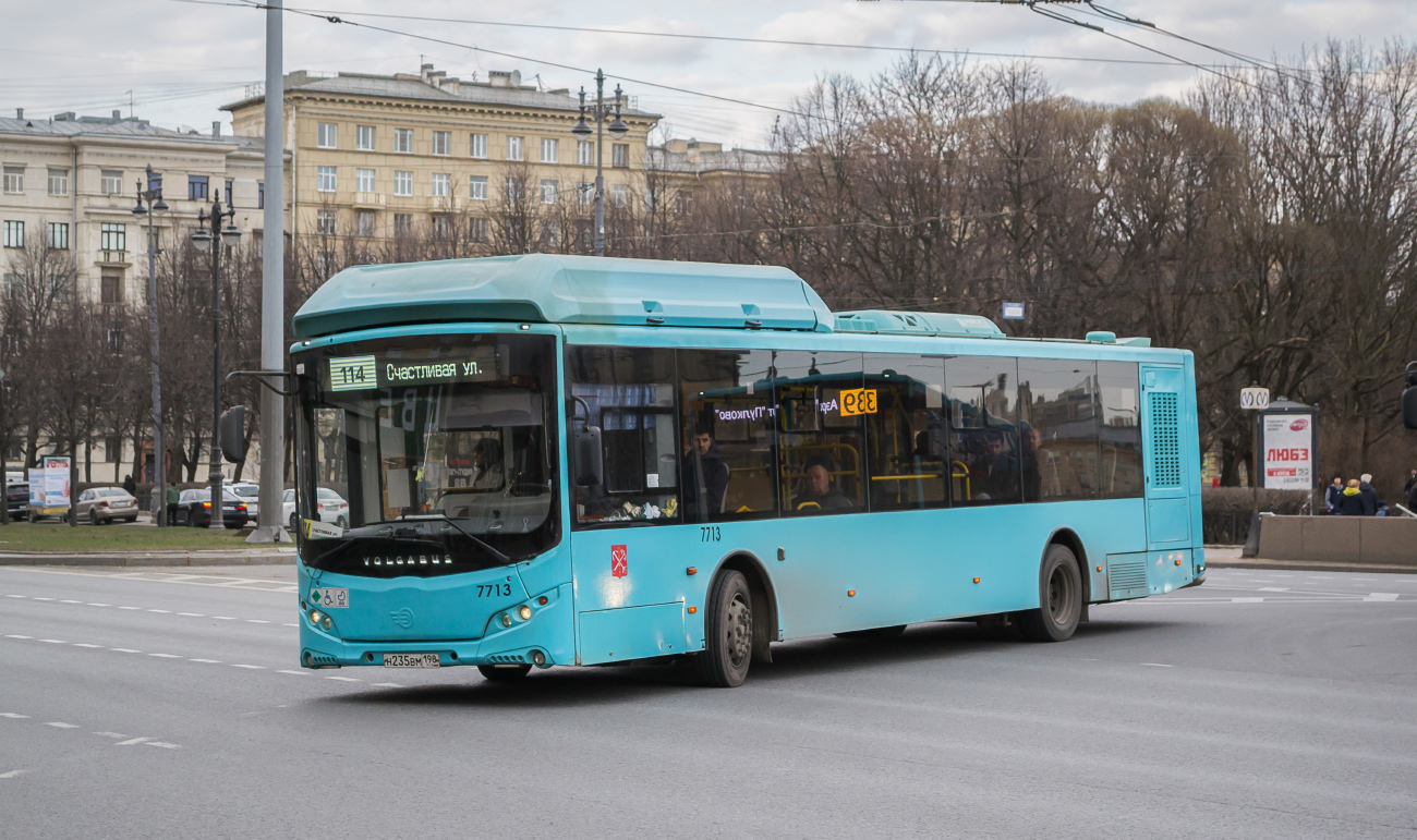 Saint Petersburg, Volgabus-5270.G4 (CNG) # 7713