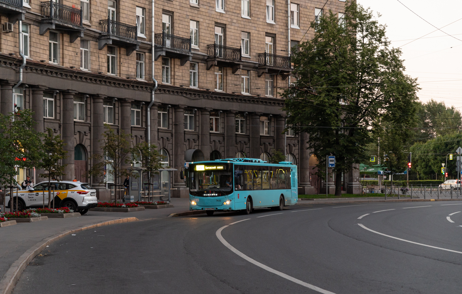 Saint Petersburg, Volgabus-5270.02 # 7432