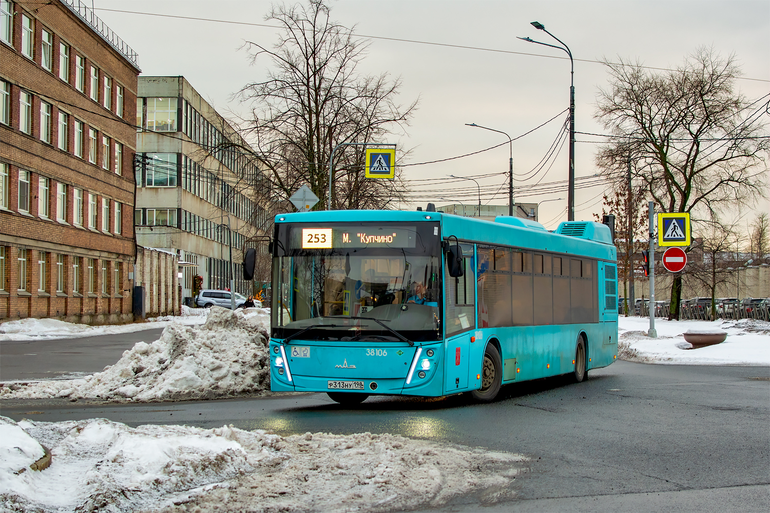 Saint Petersburg, MAZ-203.947 # 38106