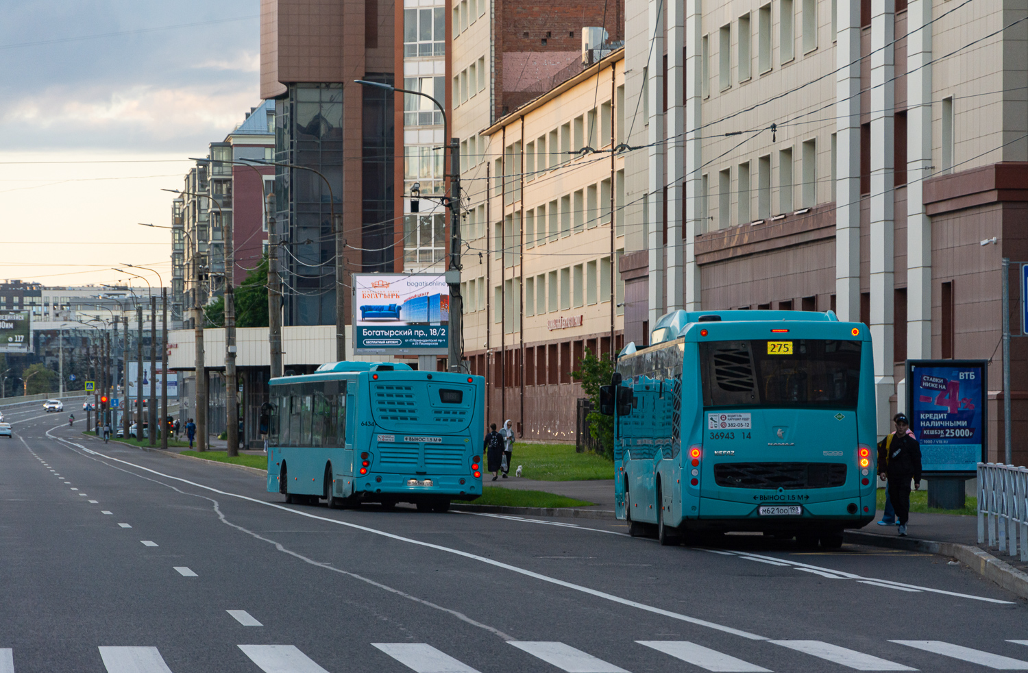 Saint Petersburg, Volgabus-5270.G4 (LNG) # 6434; Saint Petersburg, NefAZ-5299-40-57 (CNG) # 36943