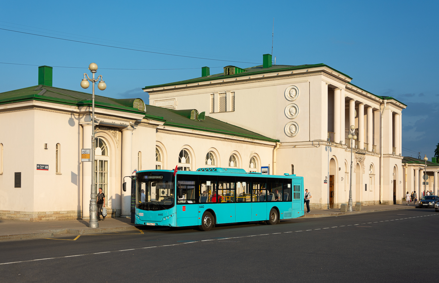 Saint Petersburg, Volgabus-5270.G2 (LNG) # 6442