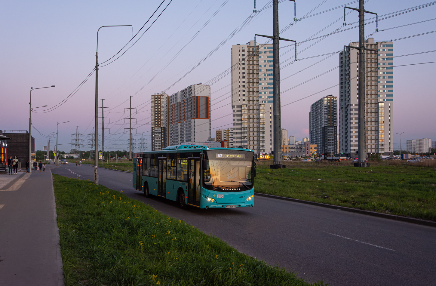 Saint Petersburg, Volgabus-5270.G2 (LNG) # 6197