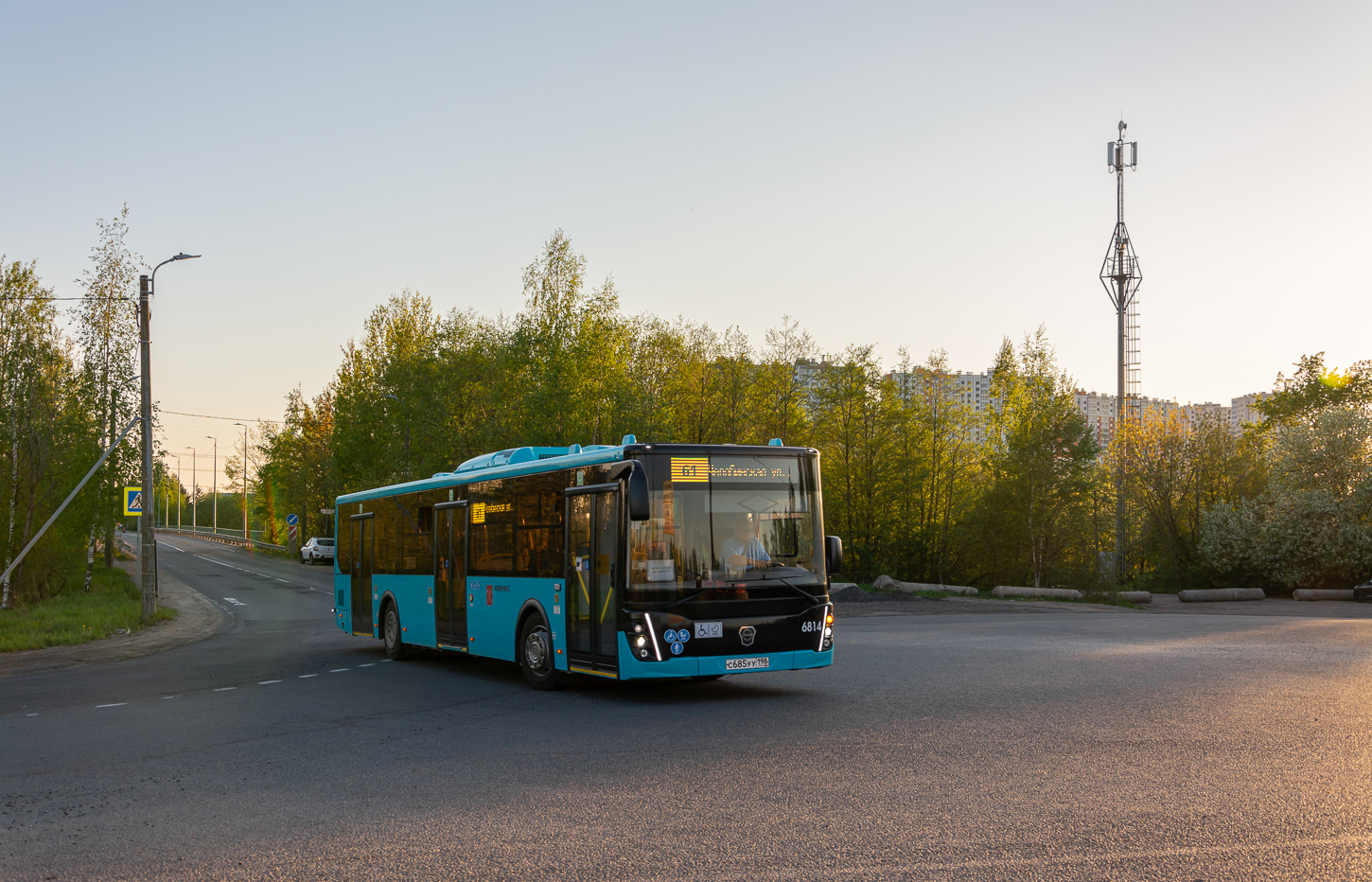 Saint Petersburg, LiAZ-5292.65 # 6814