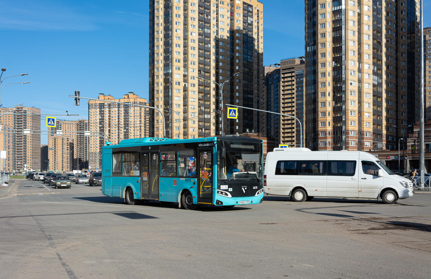 Saint Petersburg, Volgabus-4298.G4 (LNG) # 6678