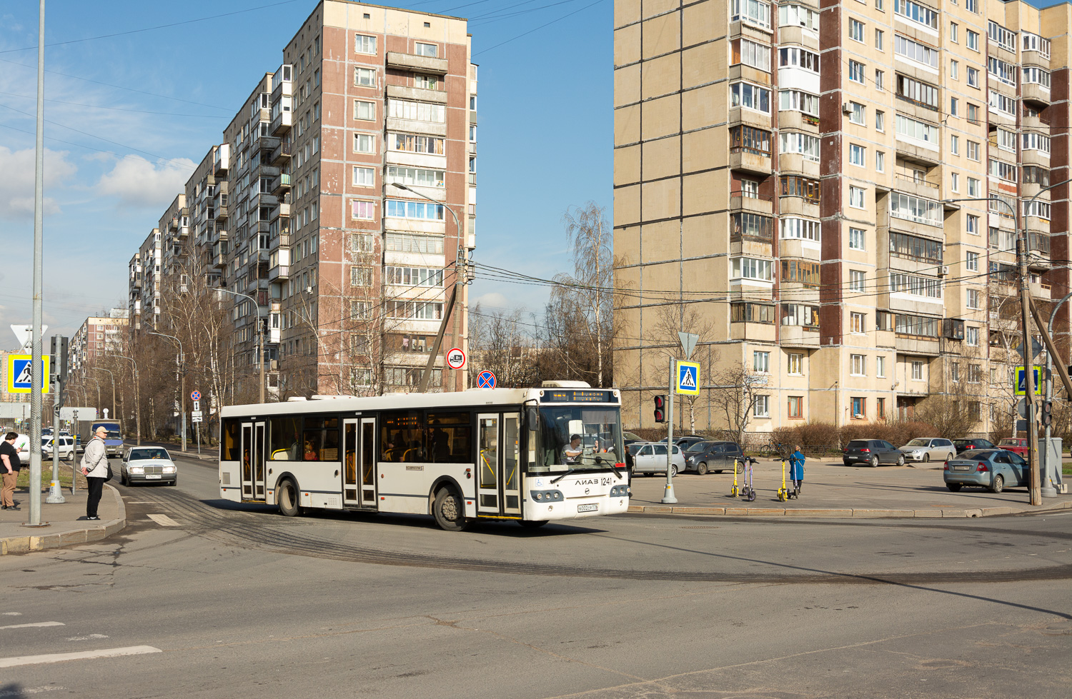 Saint Petersburg, LiAZ-5292.60 # 1241