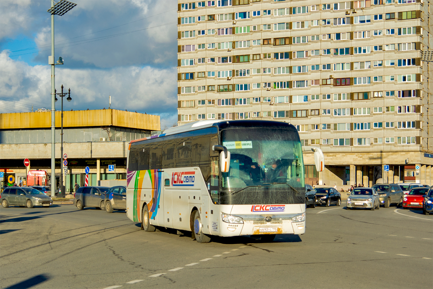 Saint Petersburg, Yutong ZK6122H9 # В 693 ТС 198