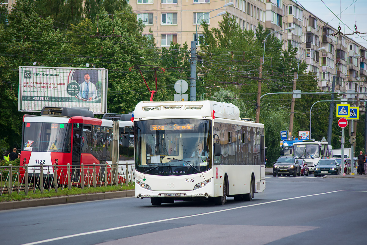 Санкт-Пецярбург, Volgabus-5270.G2 (CNG) № 7592