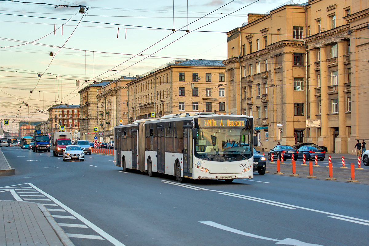 Saint Petersburg, Volgabus-6271.05 # 6954