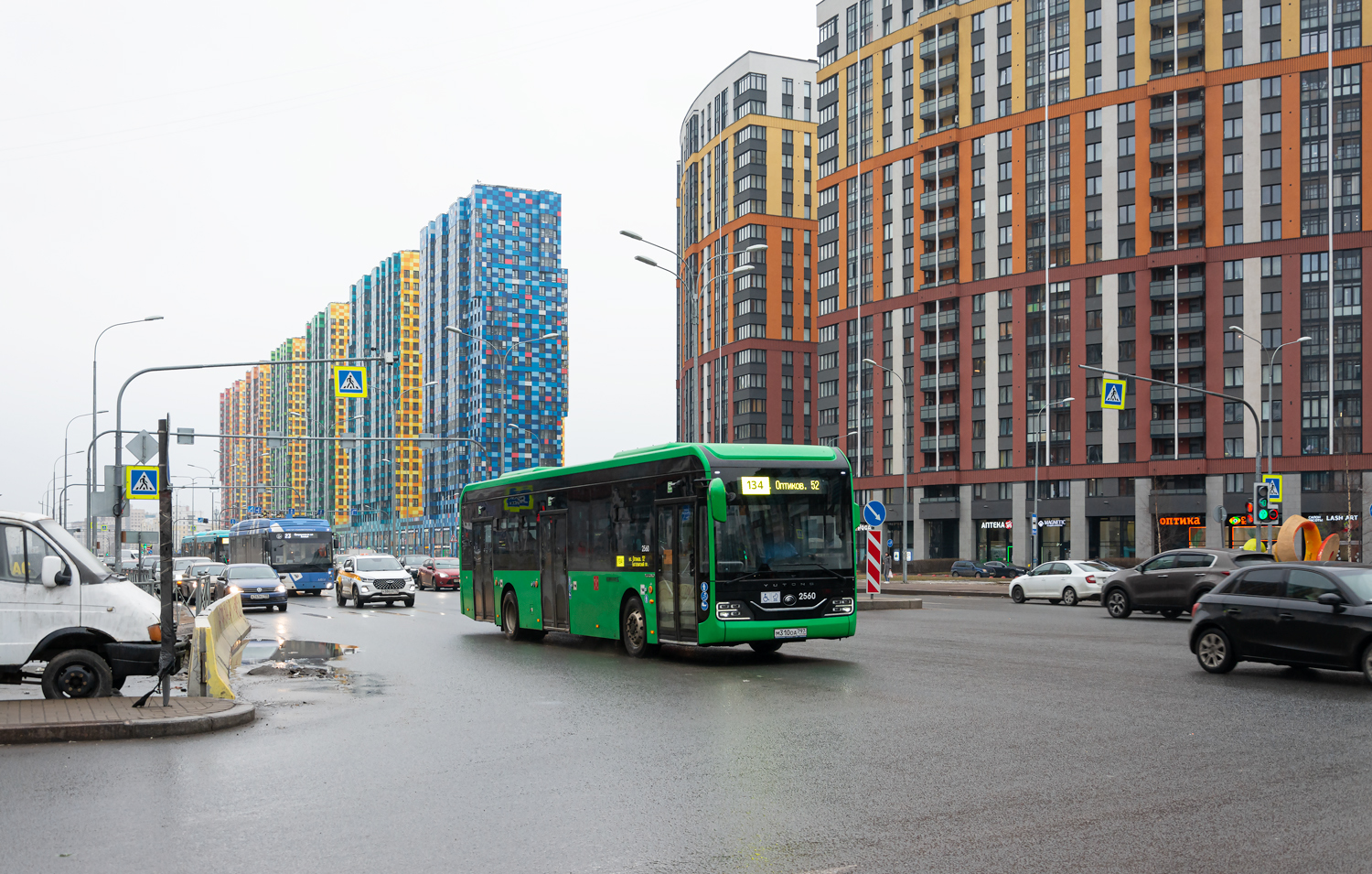 Saint Petersburg, Yutong ZK6126BEVG # 2560