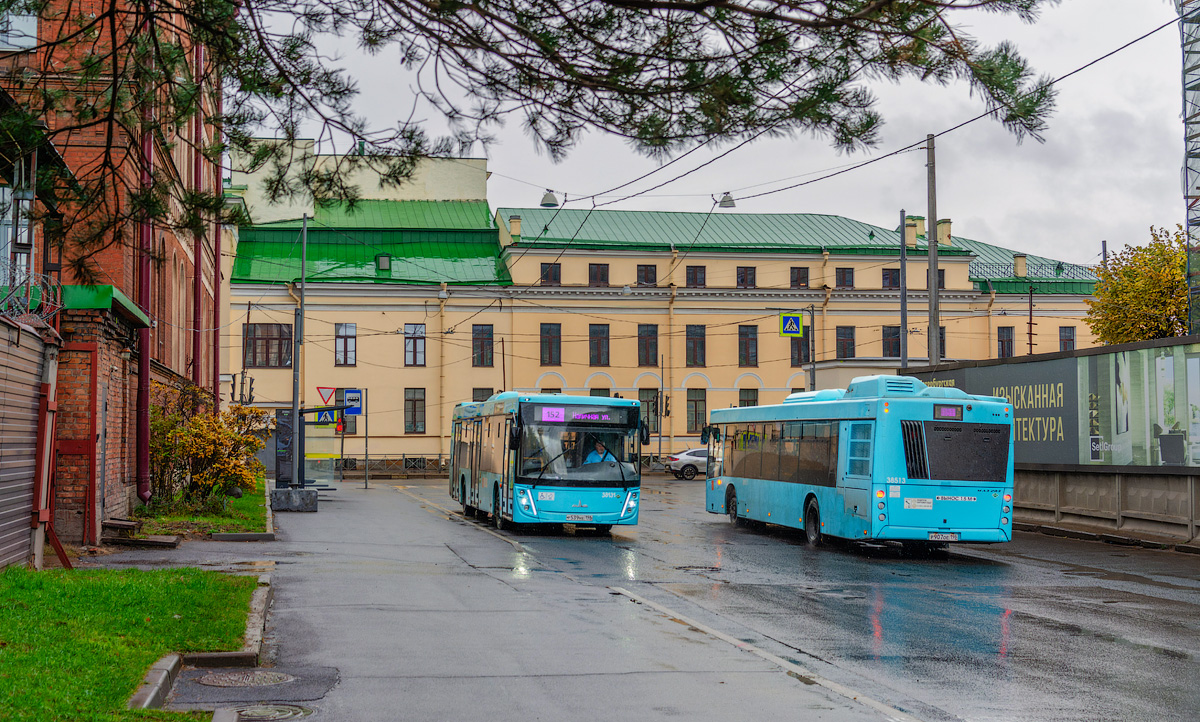 Saint Petersburg, MAZ-203.945 # 38131; Saint Petersburg, MAZ-203.947 # 38513