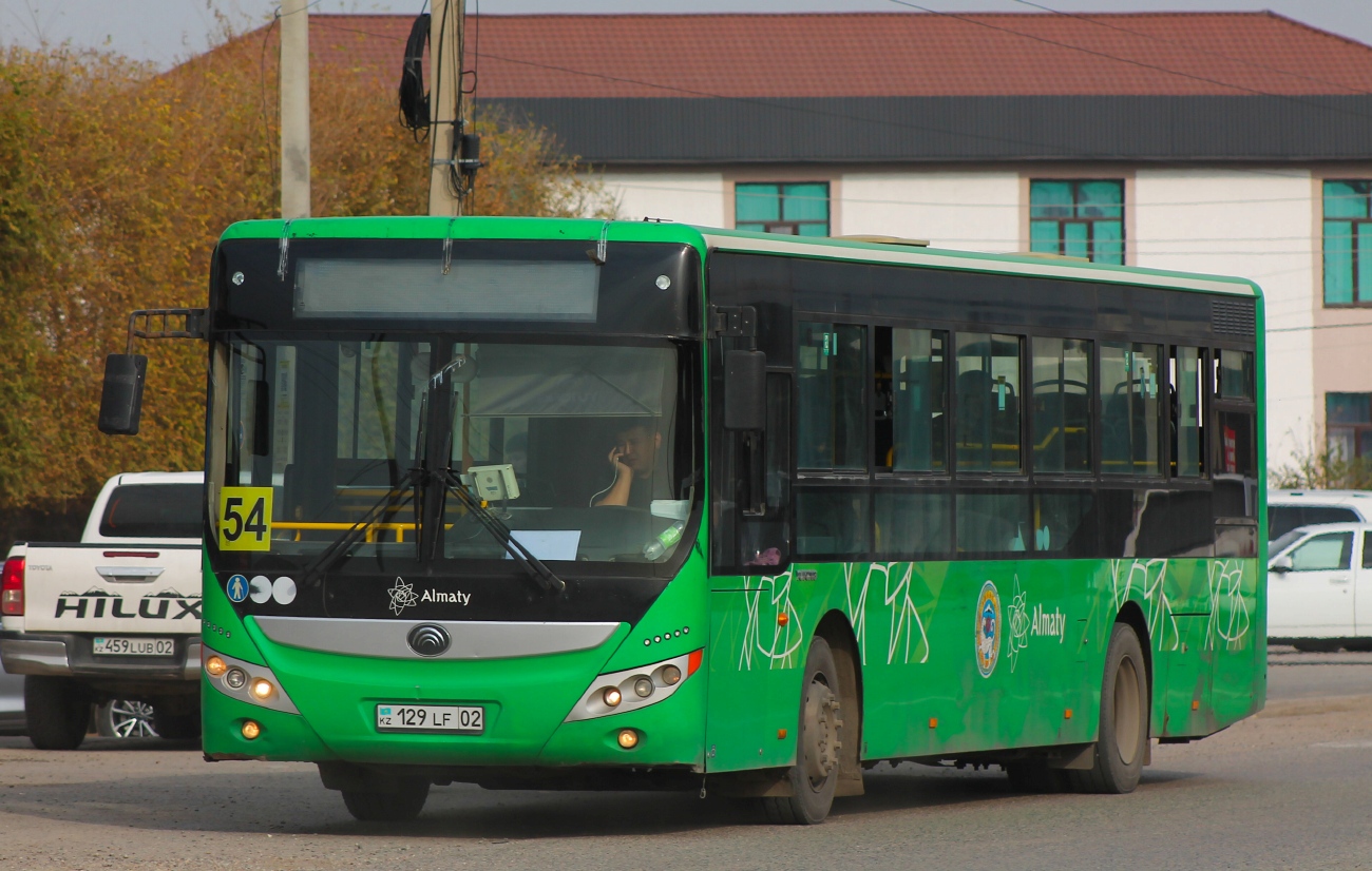 Almaty, Yutong ZK6118HGA # 129 LF 02