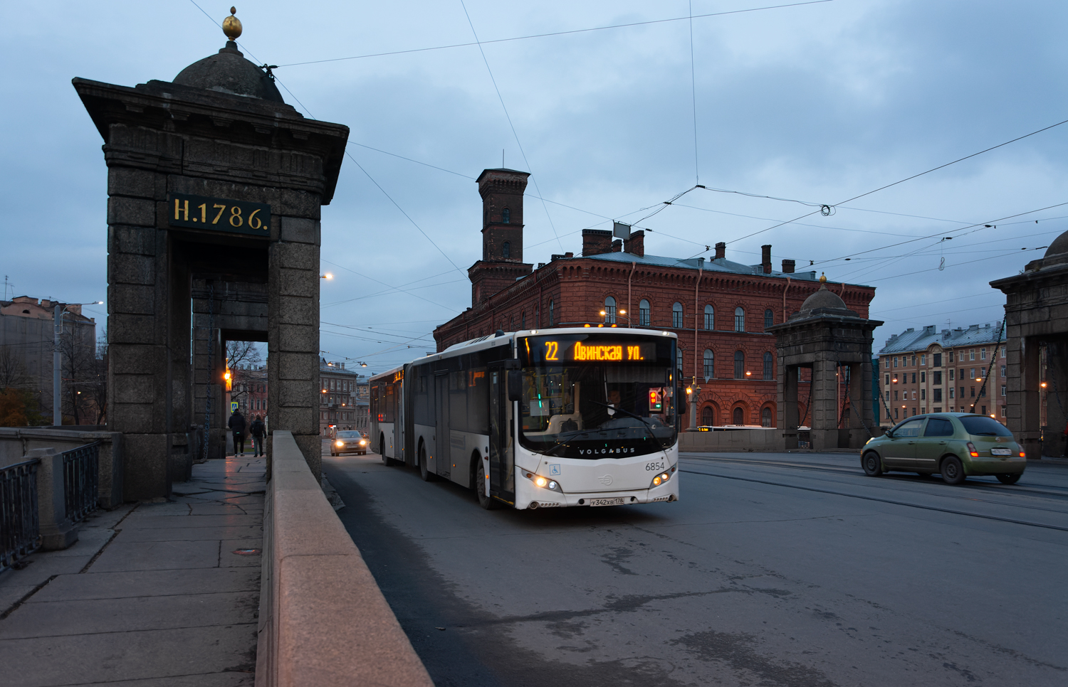 Saint Petersburg, Volgabus-6271.05 # 6854