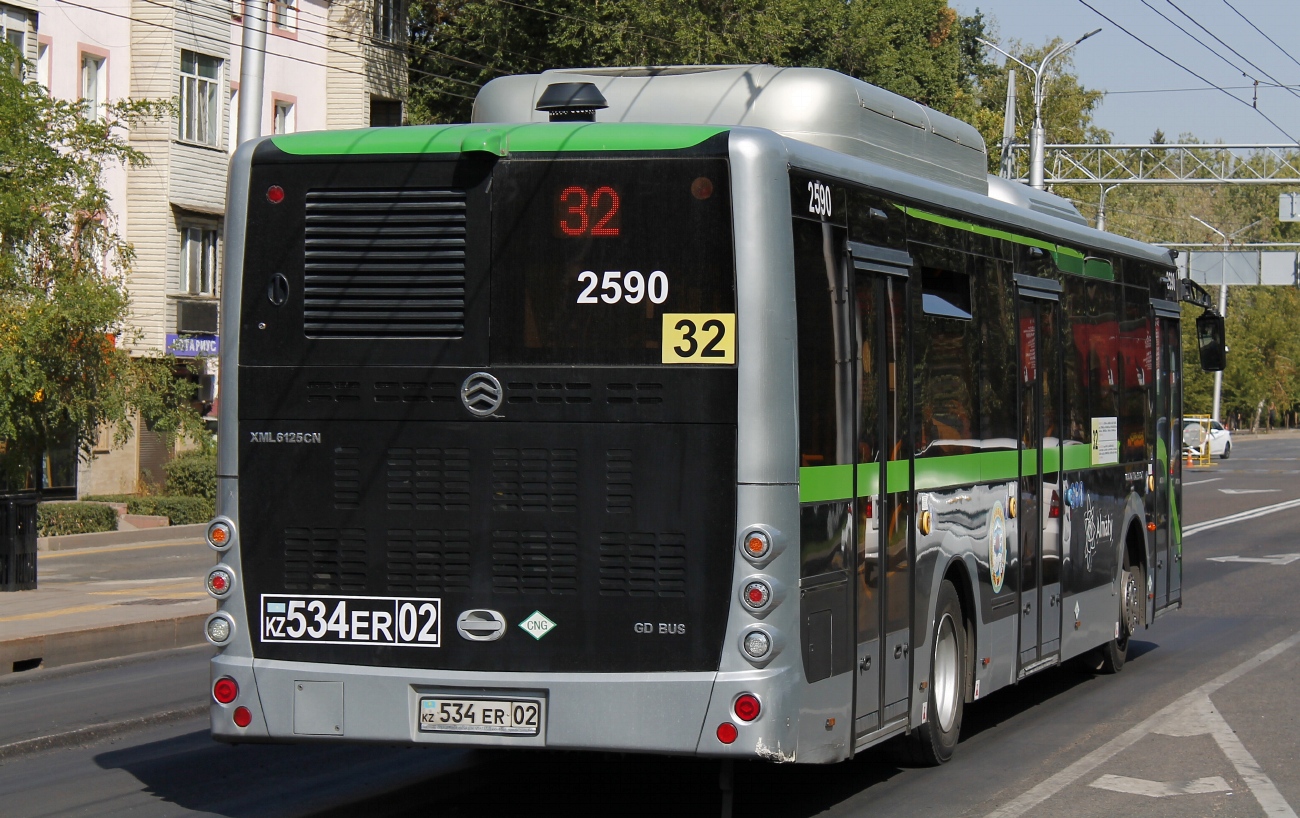 Almaty, Golden Dragon XML6125CN (Hyundai Trans Auto) # 2590