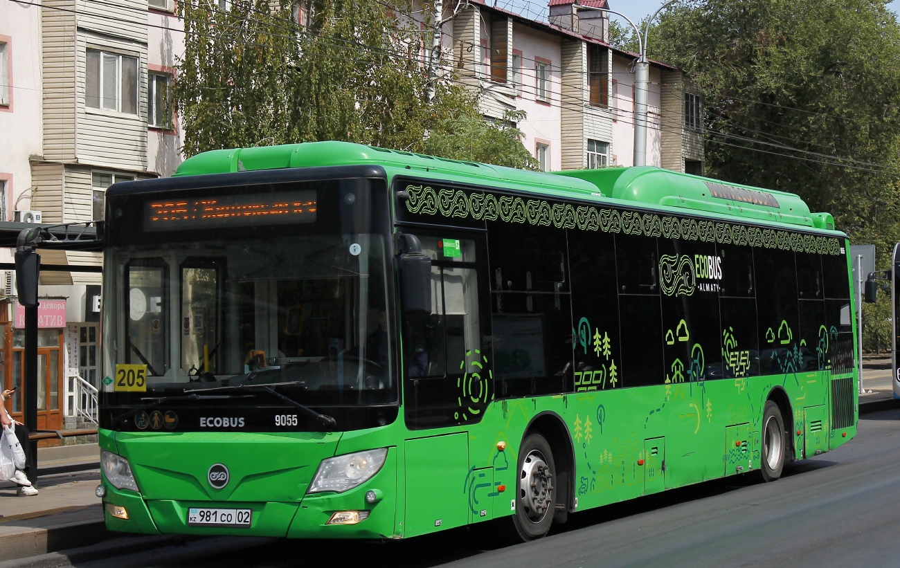 Almaty, Foton BJ6123C6CTD-A1 # 9055