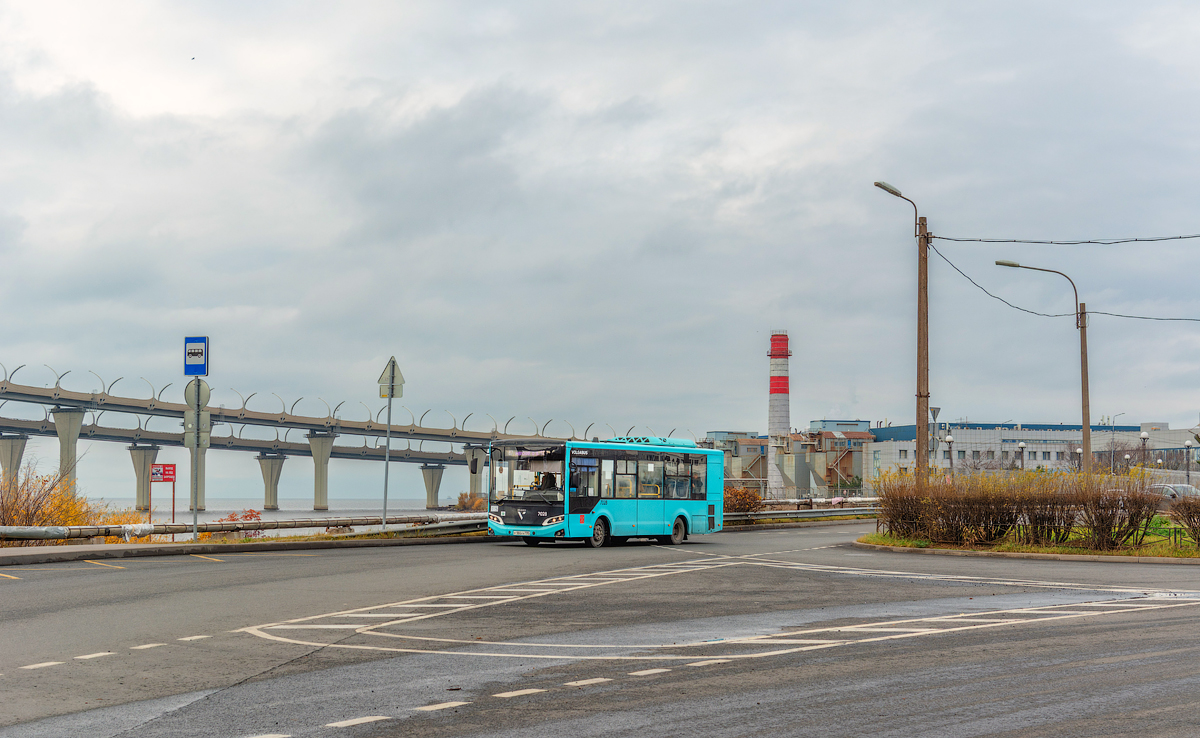Saint Petersburg, Volgabus-4298.G4 (LNG) # 7028