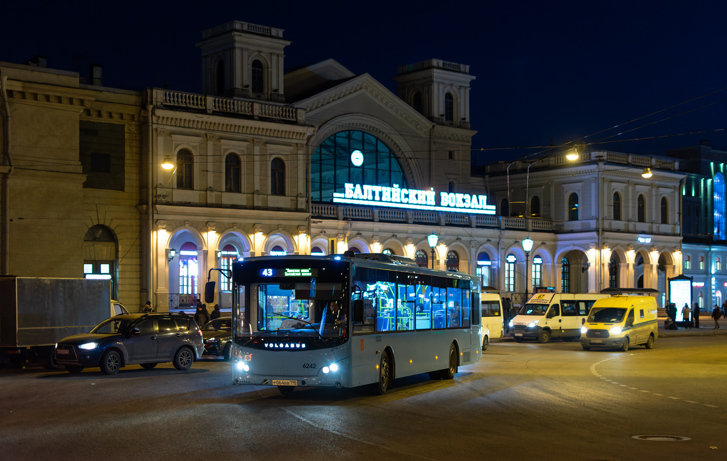 Saint Petersburg, Volgabus-5270.G2 (LNG) # 6242