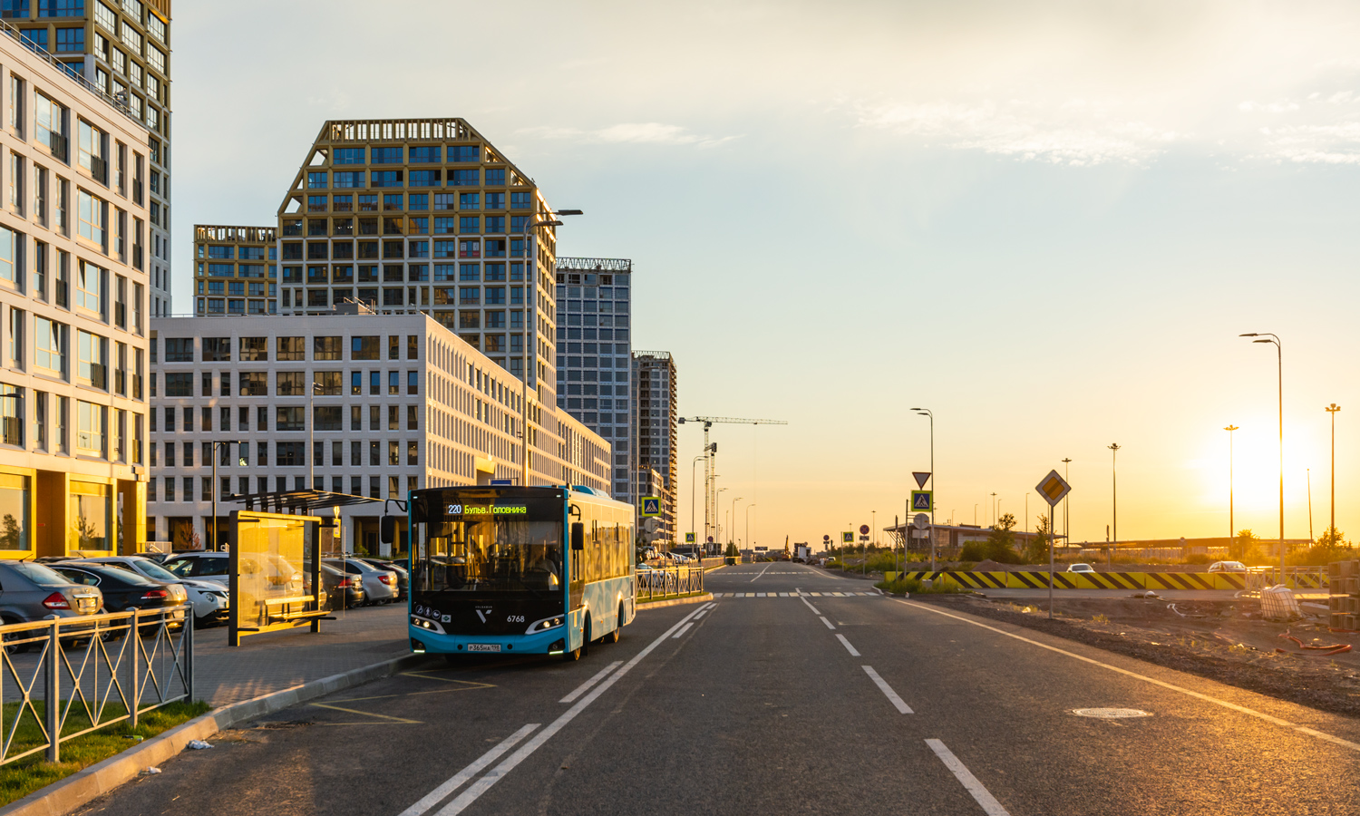 Saint Petersburg, Volgabus-4298.G4 (LNG) # 6768