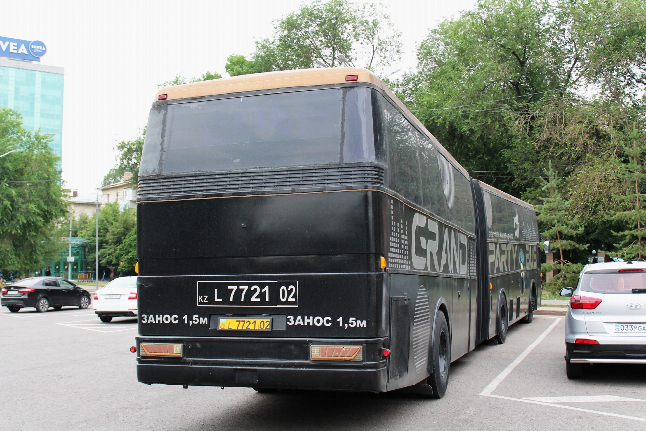Almaty, Sunsundegui Korinto # L 7721 02