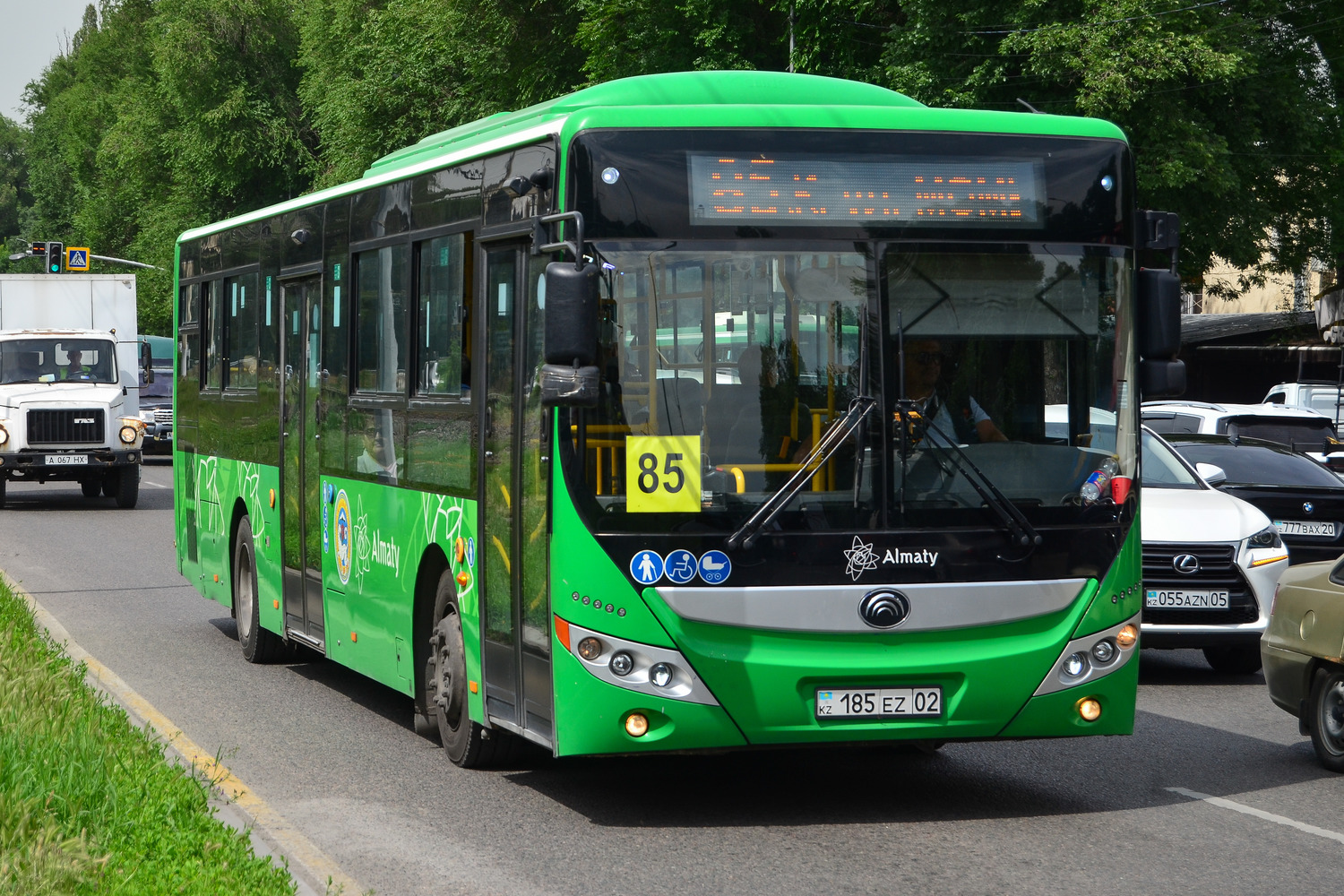 Almaty, Yutong ZK6118HGA (QazTehna) # 185 EZ 02
